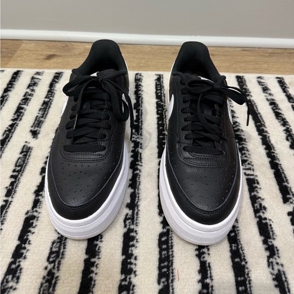 Nike Platform Sneakers - Picture 5 of 5